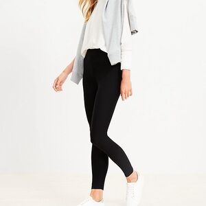 Lou & Grey Essential Leggings